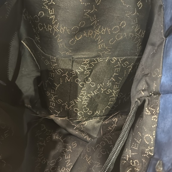 Blue Snakeskin Handles Details Suede Tote Handbag - Picture 4 of 4